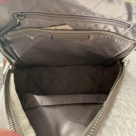 New Mk medium backpack - Picture 5 of 11